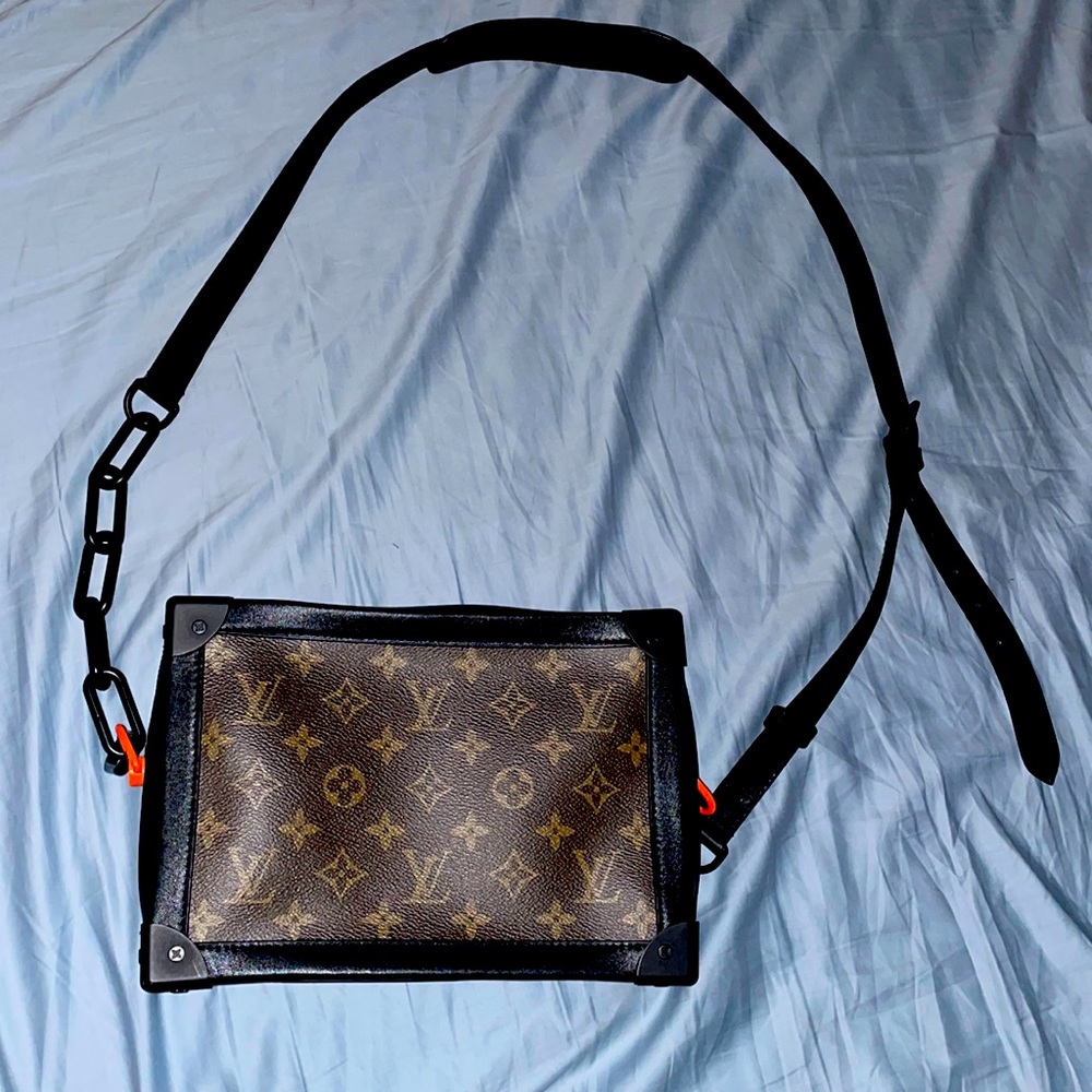 Louis Vuitton purse
